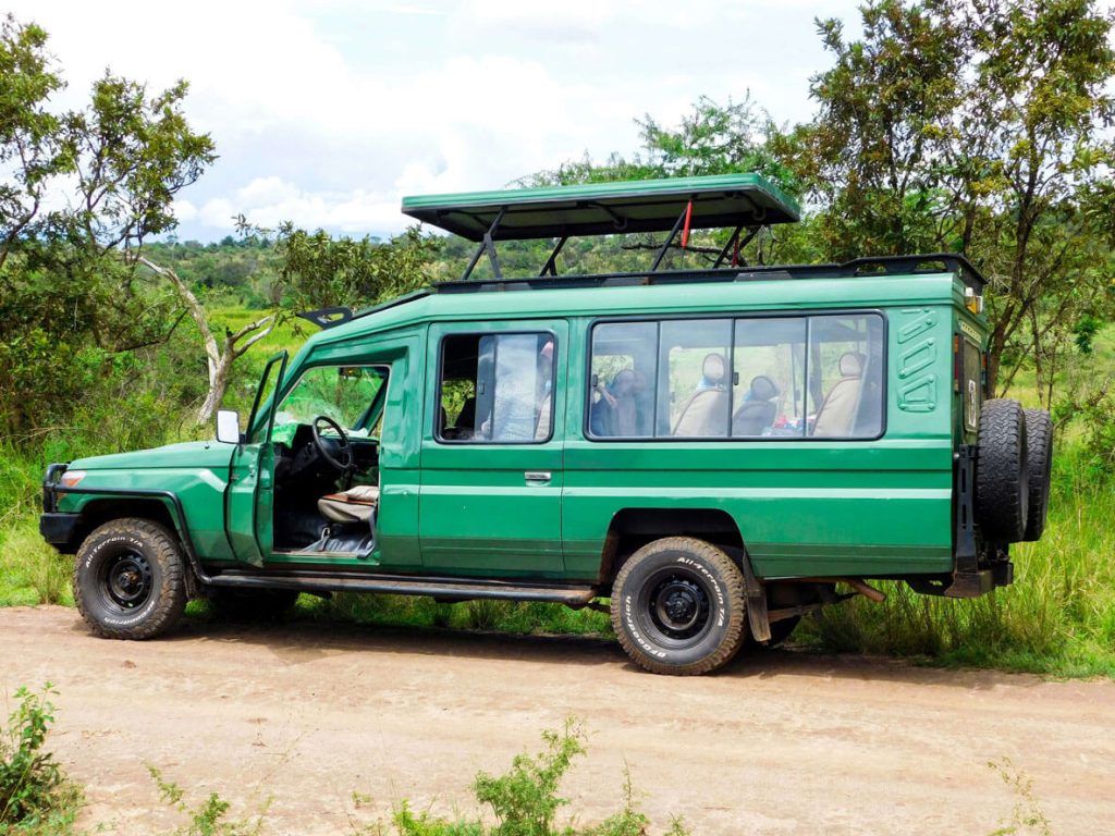 Car hire to Uganda from Rwanda