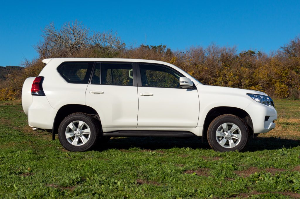 Land Cruiser V8 rental Rwanda