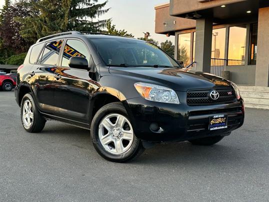 Cheap RAV4 car hire Uganda