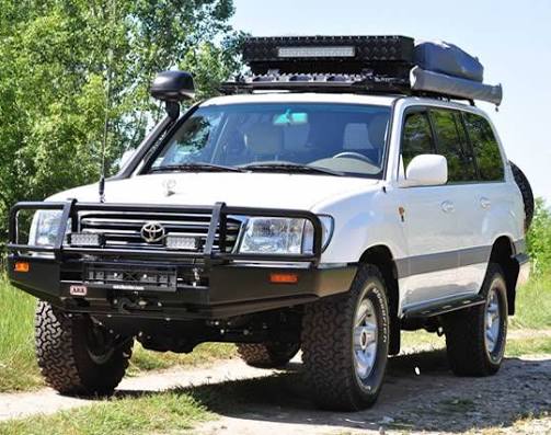 4x4 car rental for overland travel in East Africa