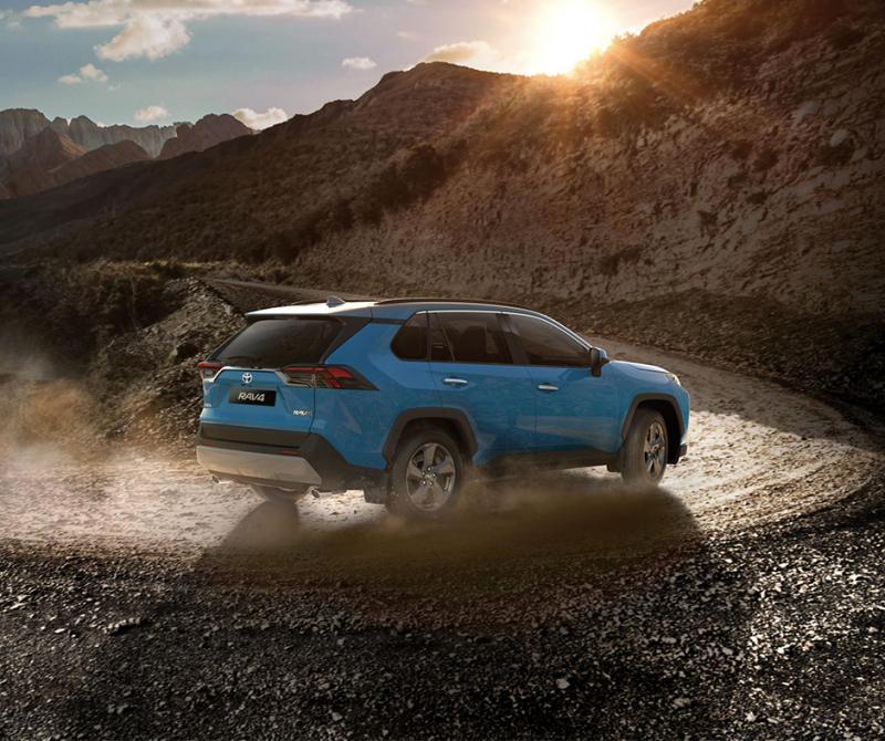 Cheap RAV4 car hire Rwanda