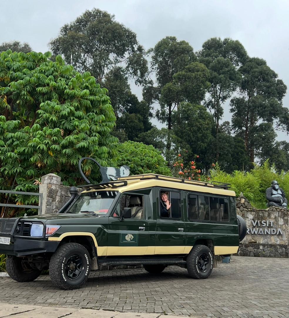 Affordable cross-border Land Cruiser hire East Africa